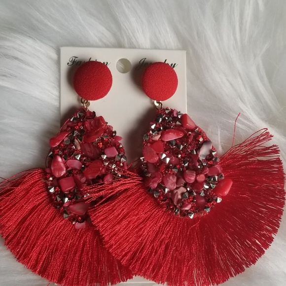 Earrings - Picture 3 of 5